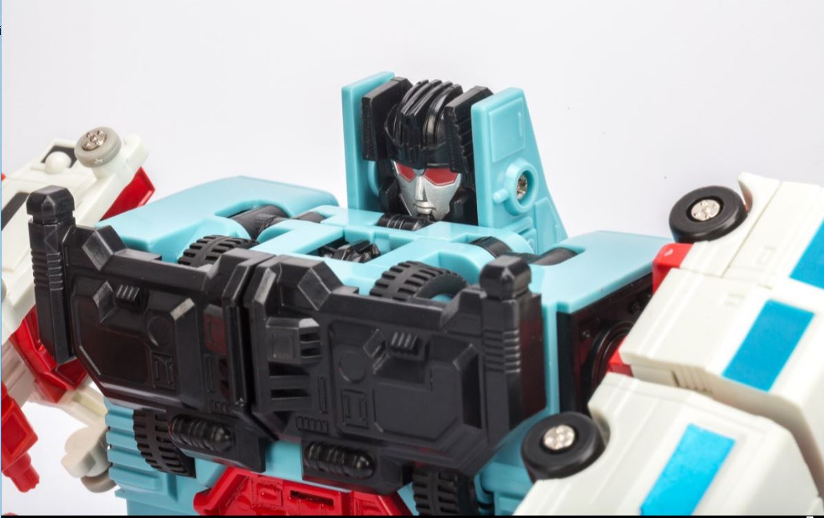 Transformers G1 Defensor Brand New Freeshipping