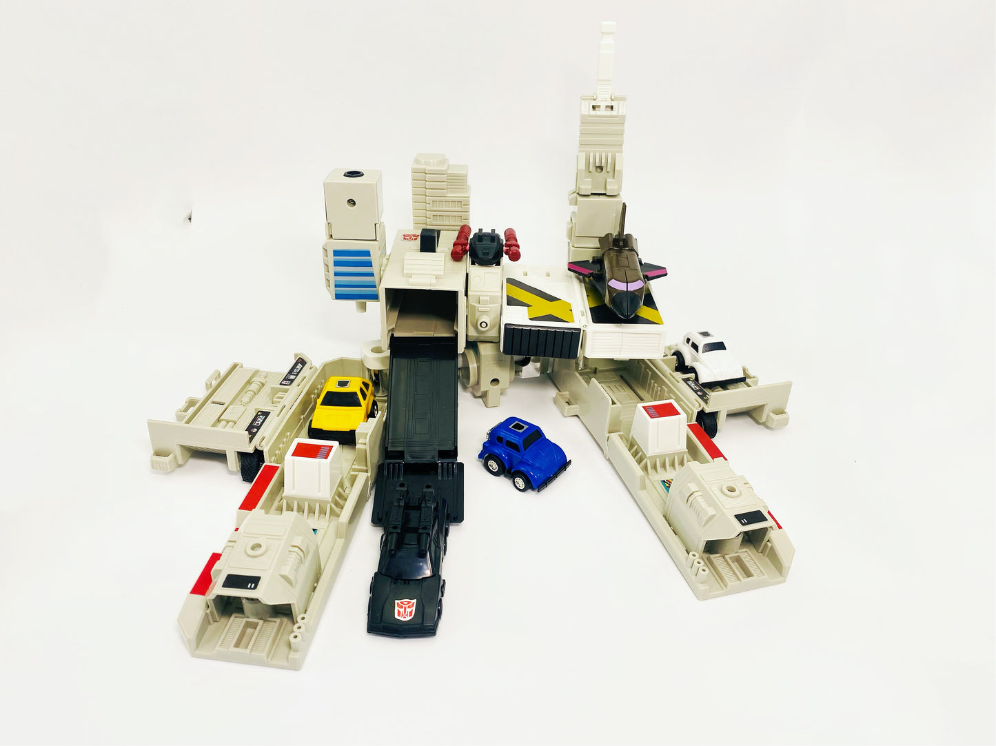 G1 Metroplex Transformers Brand New Freeshipping