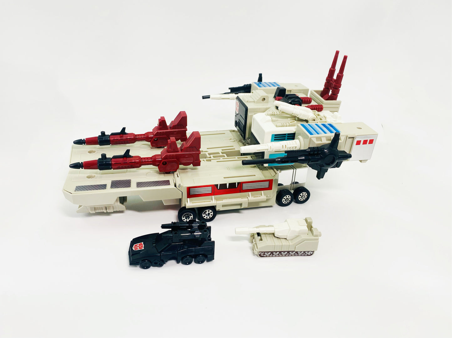 G1 Metroplex Transformers Brand New Freeshipping