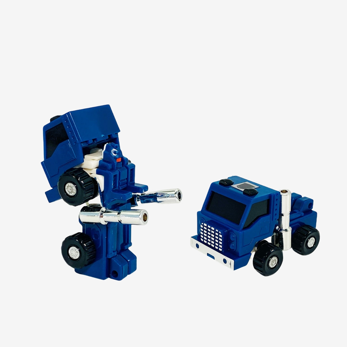 tailgate swerve pipe huffer 4 pcs G1 Transformers Brand New Freeshipping